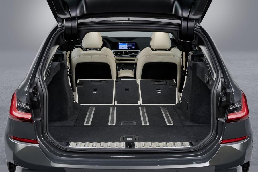 Багажник BMW 330i Touring M Sport (G21) 2019 года  (WW) (фото 22 из 93)